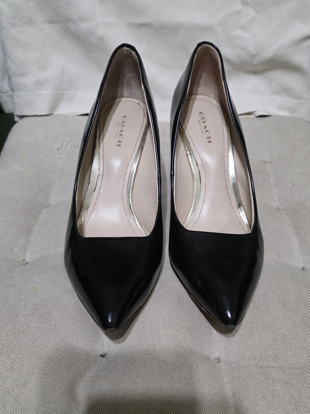 COACH Women's Black Patent Pointed-Toe Pumps Used Size 7